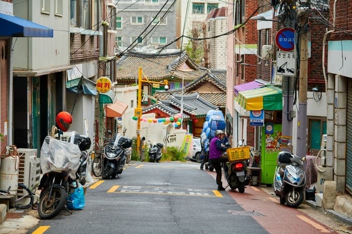 Alleys of Changsin-dong thumbnail 3