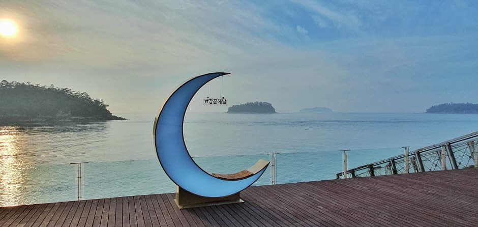 Hwawon Oceano Tourism Complex image