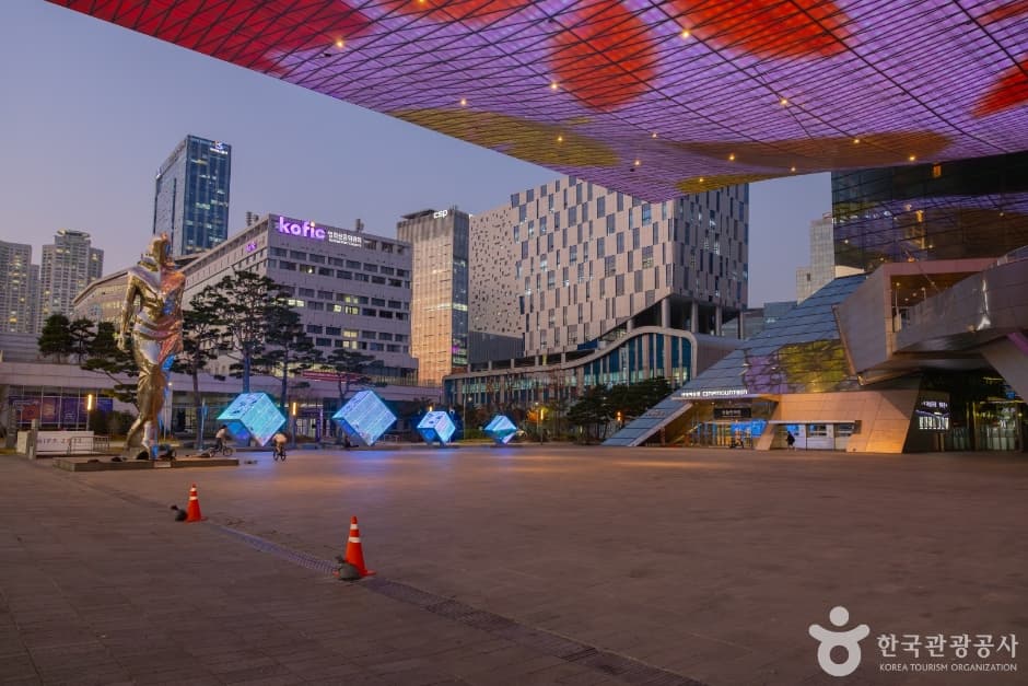 Busan Cinema Center thumbnail 3