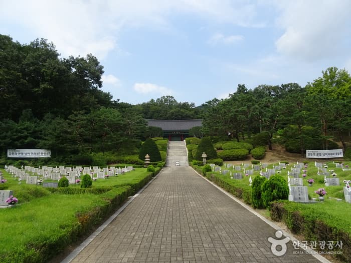 April 19th National Cemetery selected image